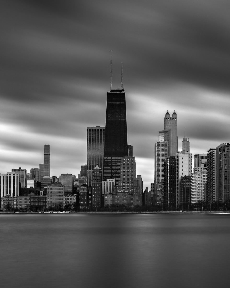 jpeg/Alpha-Universe-BTS-Mike-Meyers-2470GMII-Chicago-2BW-1200_bounds7gapq2.jpeg?height=1200&fit=bounds