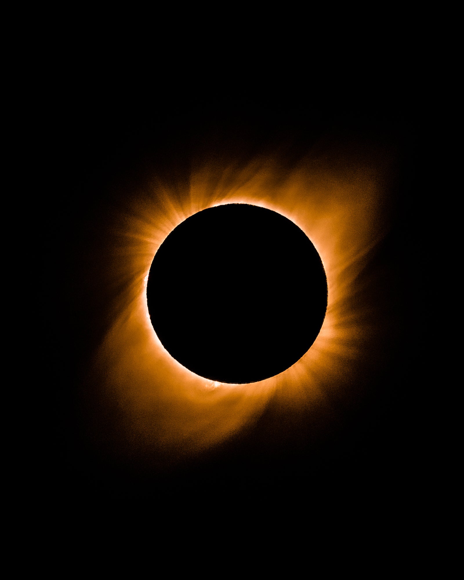 Alpha-Universe-Dan-Orst-brightest-totality-1.jpeg