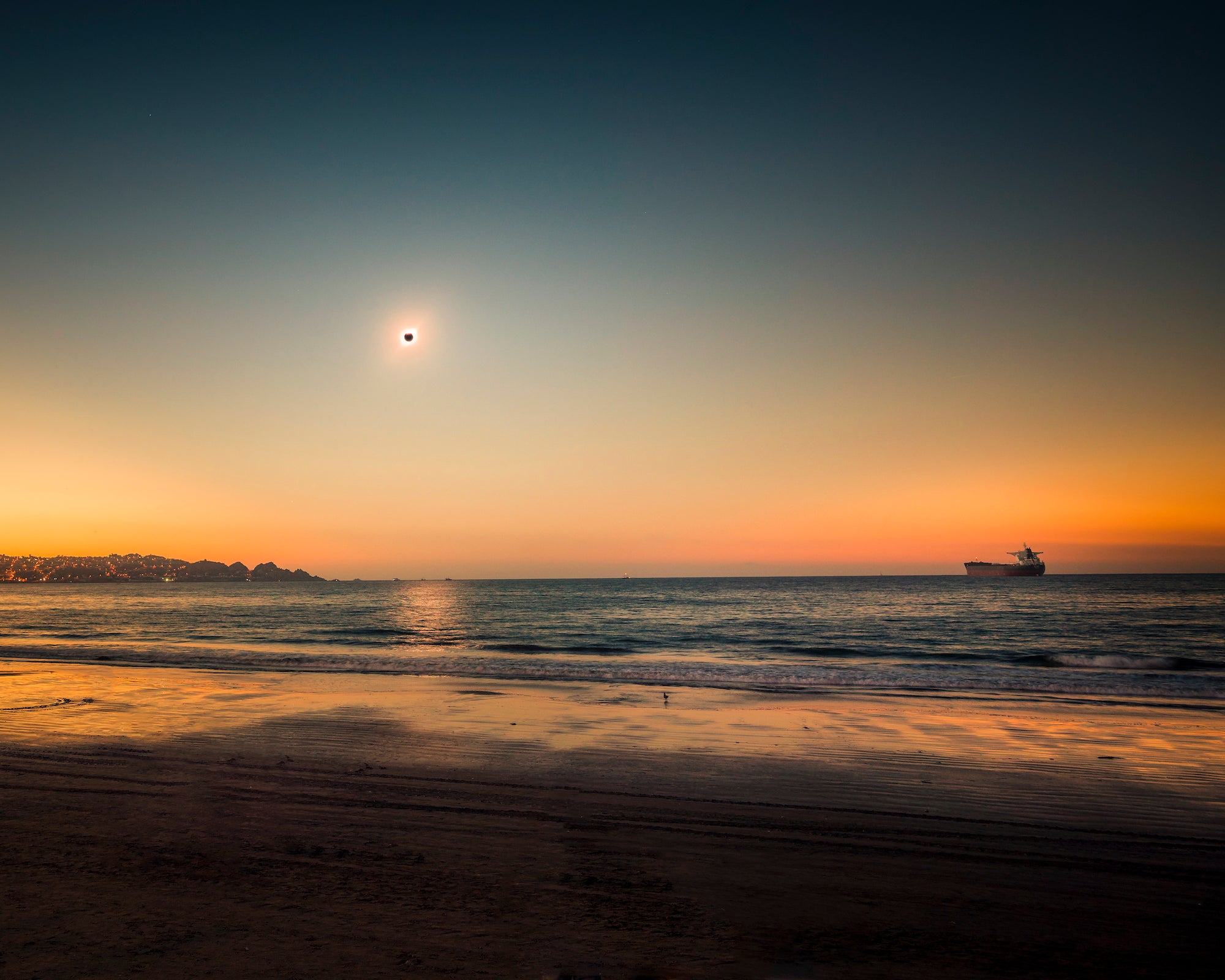 Alpha-Universe-Dan-Orst-brightest-totality-totality-wide-5.jpeg