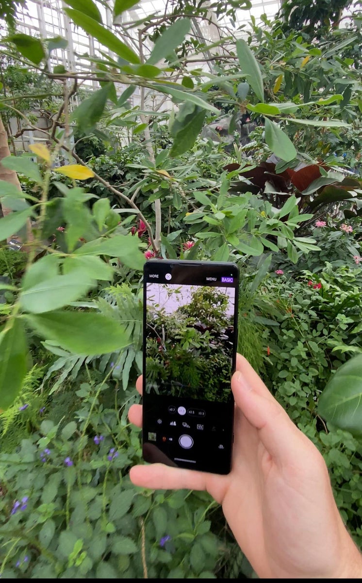 jpeg/Alpha-Universe-Jason-Frankle-Xperia1V-BTS-4-1200_boundsv4lgn8.jpeg?height=1200&fit=bounds