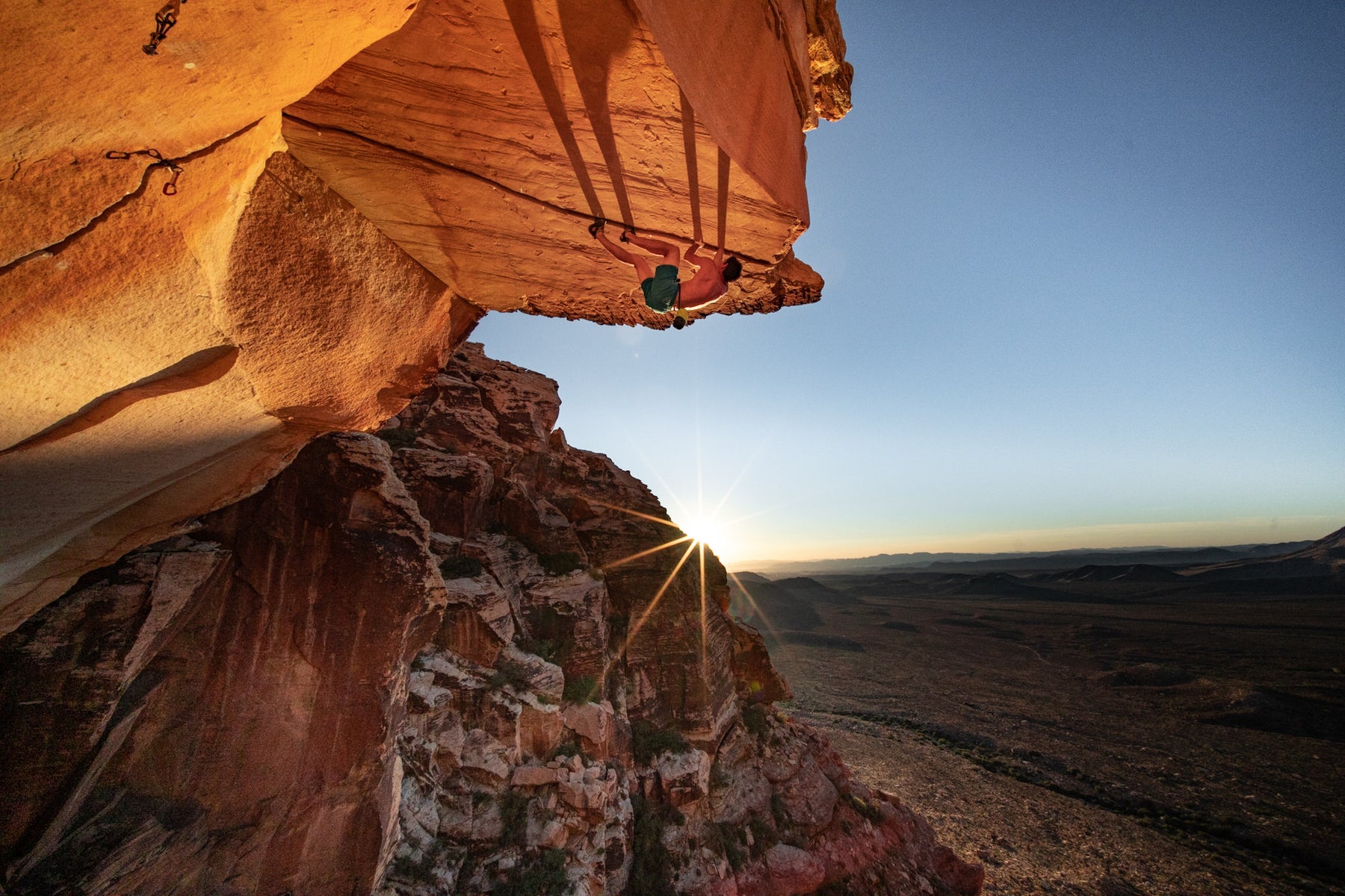 jpeg/Alpha-Universe-photo-by-Renan-Ozturk-210904_OZTURK_OCULUS_REDBULL_VR_BTS_040222-1200_bounds9naw6s.jpeg?height=1200&fit=bounds