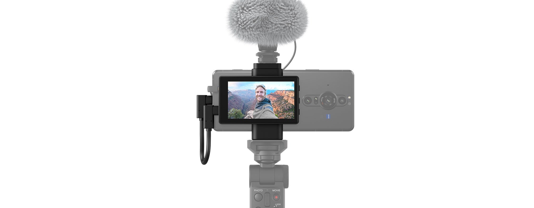 Xperia-PRO-I---Vlog-Monitor---kit.jpeg