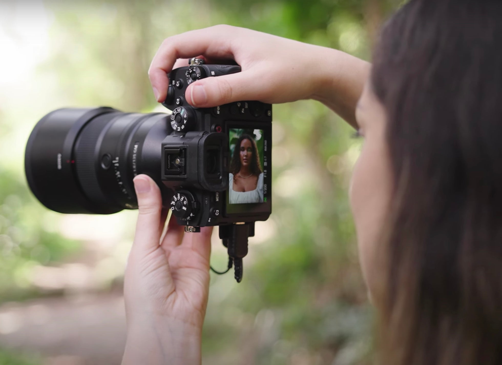 Sony Alpha 1 Hands-On Review Roundup