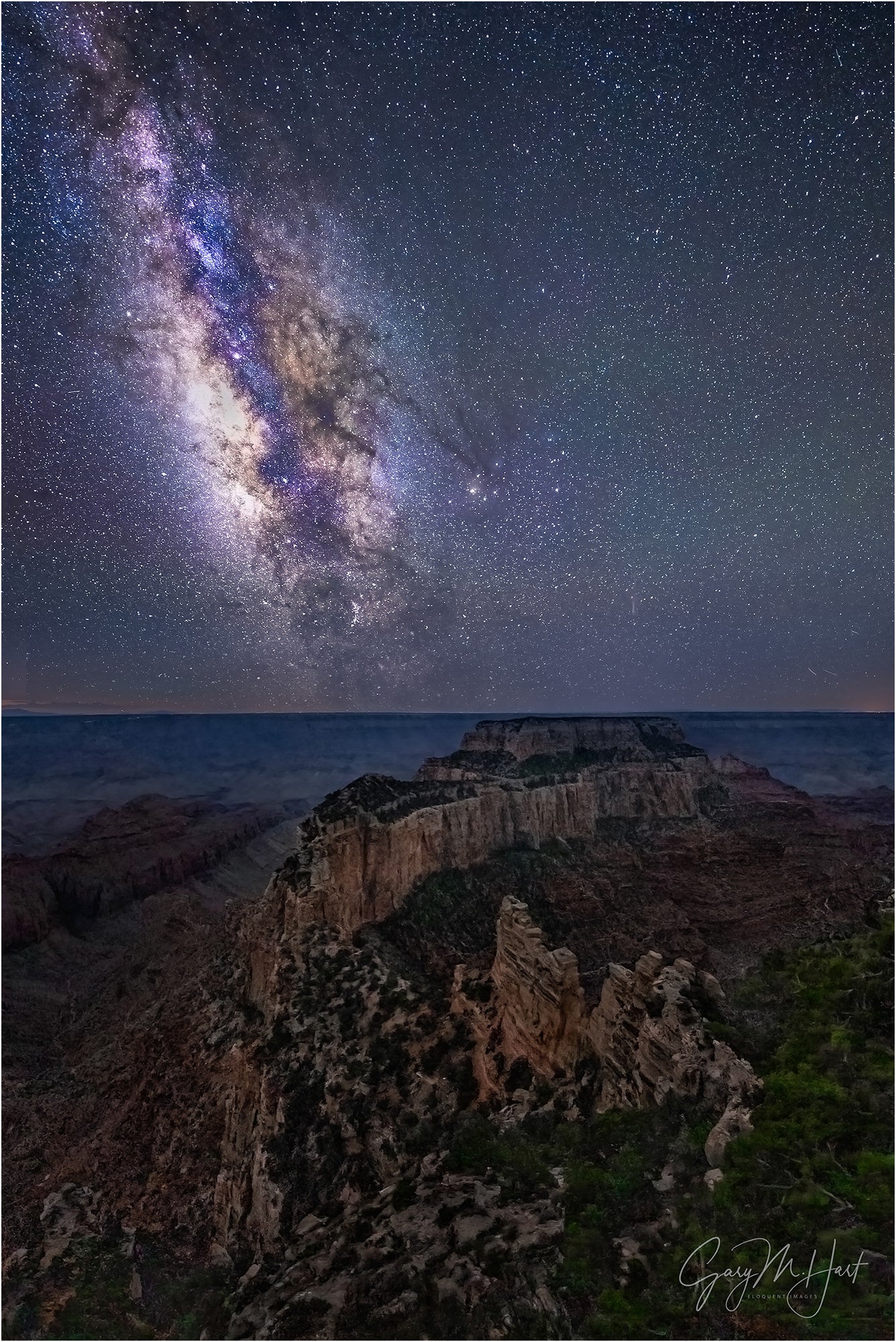 Photo by Gary Hart. Sony Alpha 7S III. Sony 14mm f/1.8 G Master. 20-secs., f/1.8, ISO 12800