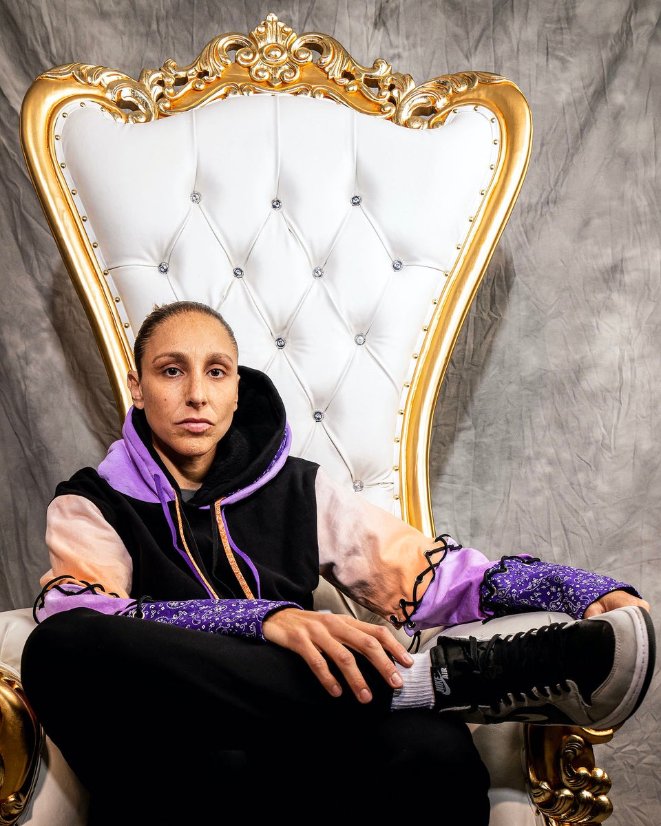 jpg/Alpha-Universe-Black-Women-Sports-Exhibit-AmandaCain-1-1200_boundshev78x.jpg?height=1200&fit=bounds