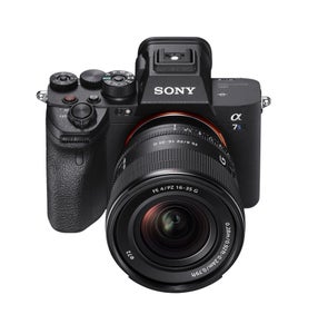 Sony FE PZ 16-35mm F4 G mounted on the Sony Alpha 7S III