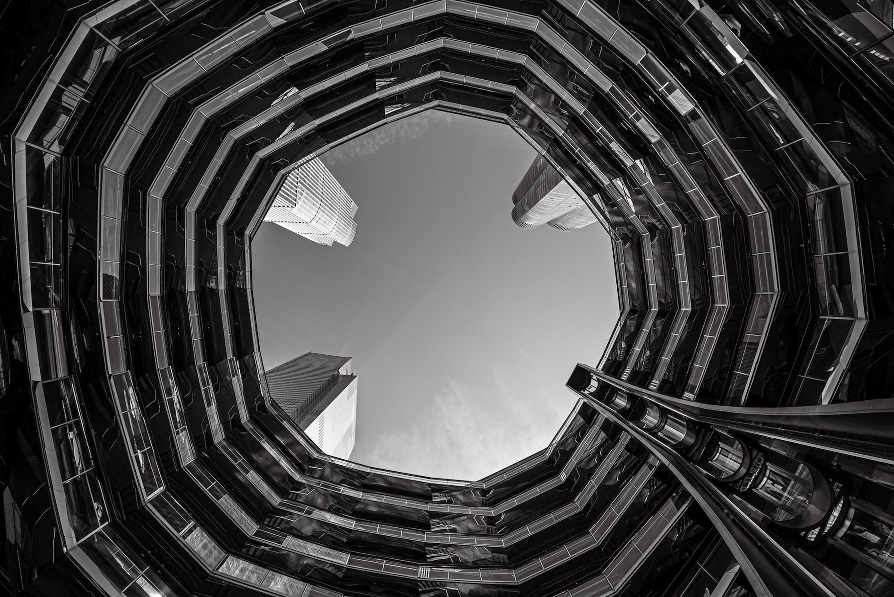 jpg/Alpha-Universe-Photo-By-Sal-DAlia-1635-5-1200_boundsnaxbbk.jpg?height=1200&fit=bounds