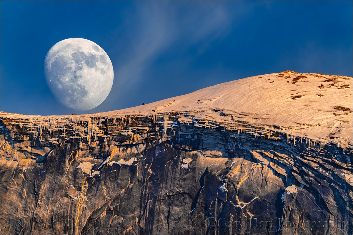 Alpha-Universe-Photo-by-Gary-Hart-a7RIIYNPDec2018_DSC0139MoonHalfDomeCloseUp.jpg Alpha-Universe-Photo-by-Gary-Hart-a7RIIYNPDec2018_DSC0139MoonHalfDomeCloseUp.jpg