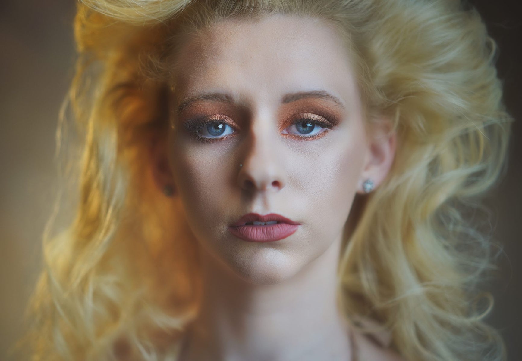 jpg/Alpha-Universe-SoftPortraitLighting-ScottRobertLim-9-1200_bounds28r52h.jpg?height=1200&fit=bounds