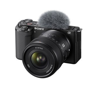 Sony 15mm F1.4 G on Sony ZV-E10