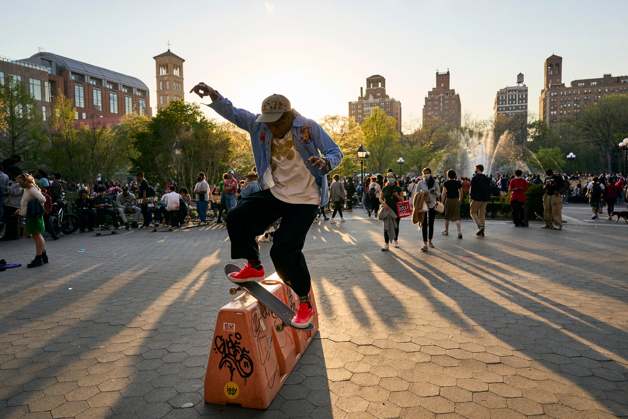 Alpha-Universe-Street-Photography-Tips-Ira-Block-3.jpg