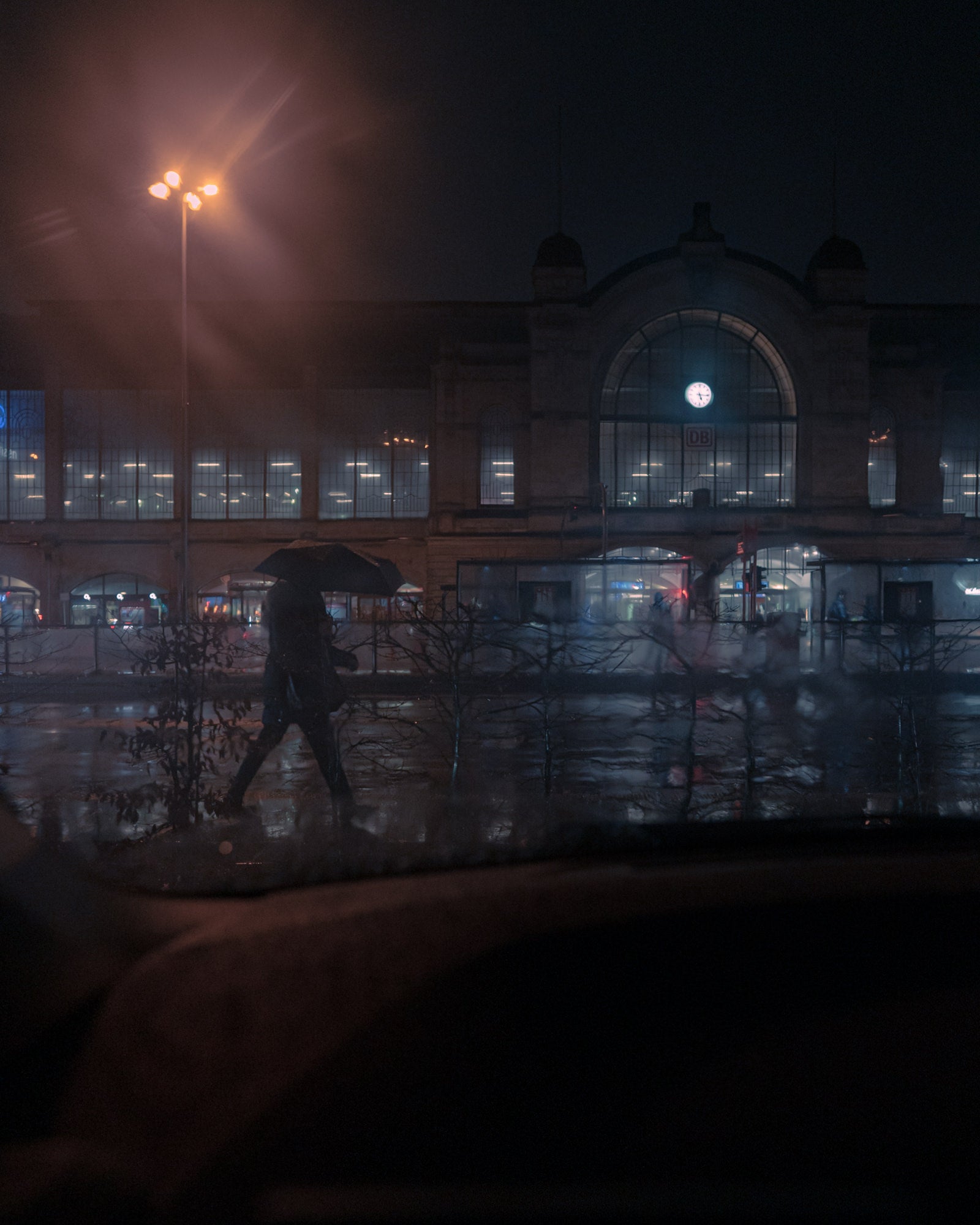 Photo by Alina Behfar. Sony Alpha 7 IV. Sony 24mm f/1.4 G Master. 1/125-sec., f/2.5, ISO 4000
