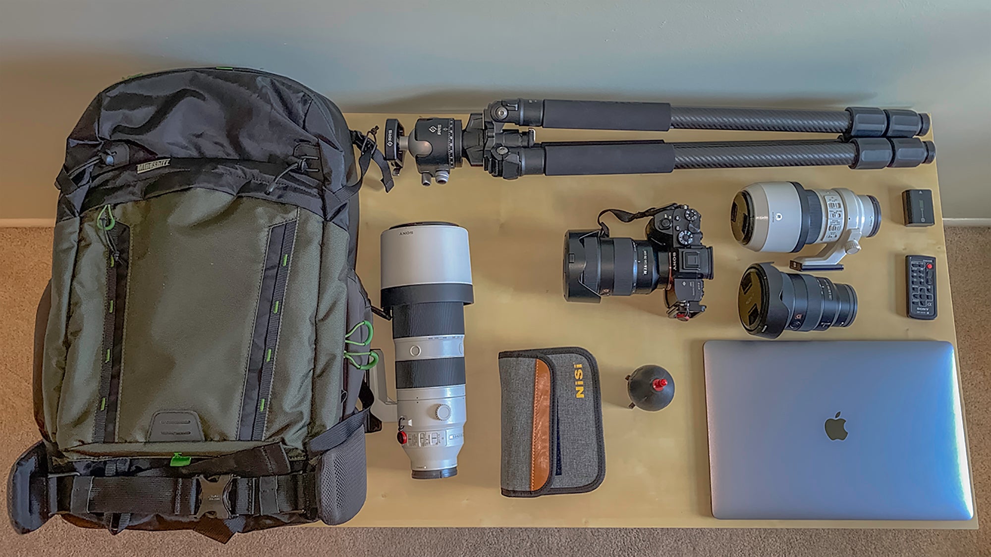 Alpha-Universe-WIMB-Brent-Guiliano-Gear.jpg