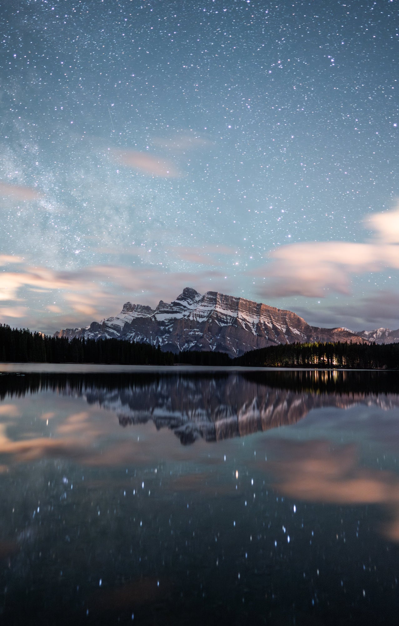 Photo by Naomi Atherton. Sony Alpha 7R III. Sony 24mm f/1.4 G Master. 30-sec., f/2.5, ISO 320