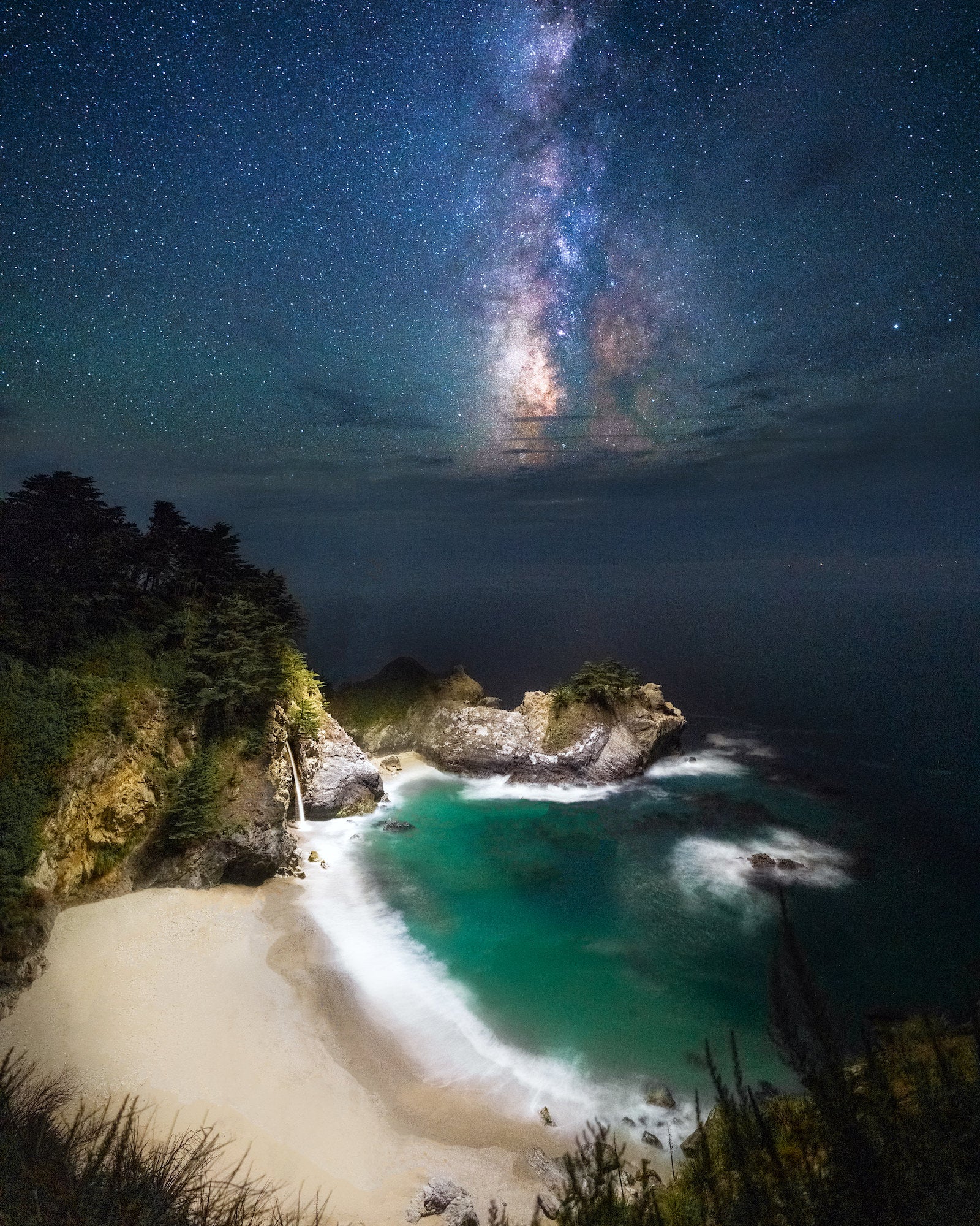 Photo by Rohit Gomashe. Sony Alpha 7R III. Sony 16-35mm f/2.8 G Master, 20 sec., f/2.8, ISO 4000