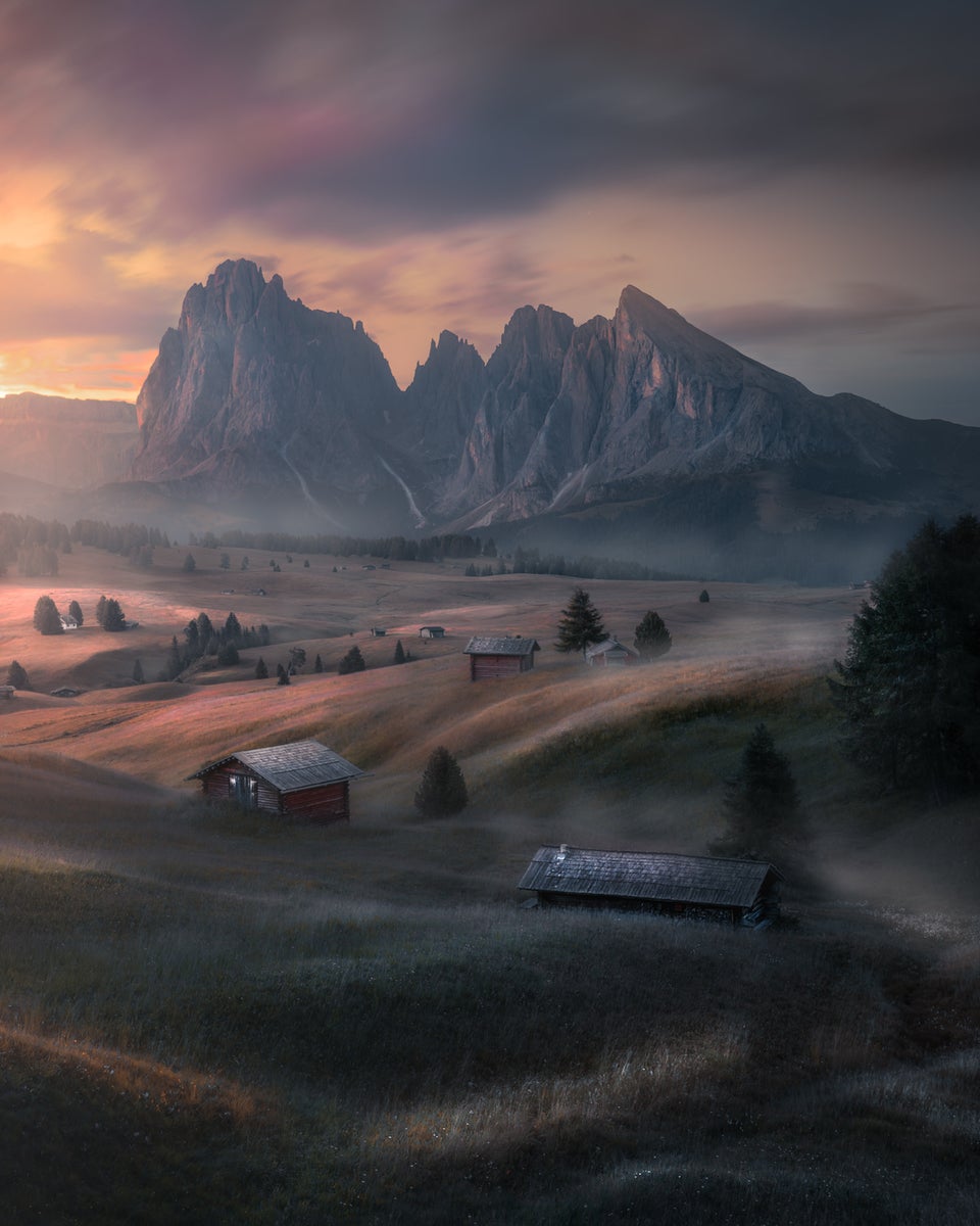 jpg/alphauniverse-whats-in-my-bag-seiser-alm-dolomites-sunrise-mist-meadows-1200_bounds0kjiqk.jpg?height=1200&fit=bounds