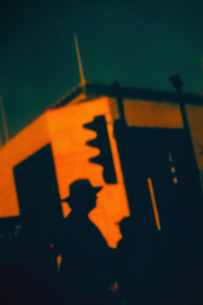 jpg/london-sunset-silhouette-traffic-light-graphic-shapes-1200_boundsofuu78.jpg?height=1200&fit=bounds