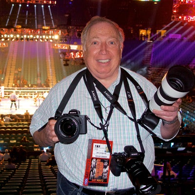 Alpha Universe Author Neil Leifer